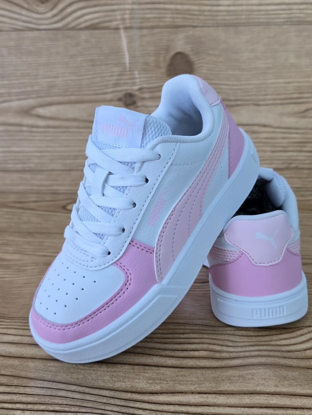 PUMA Carina 2.0 Sneakers